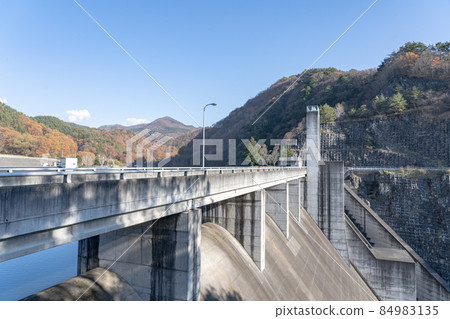 11月深秋的大門大壩 11月深秋的大門大壩 84983135