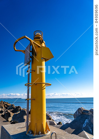 Breakwater lighthouse route sign 84989696