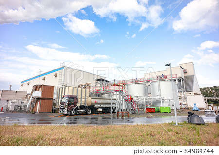 White pigment manufacturing plant for papermaking 84989744