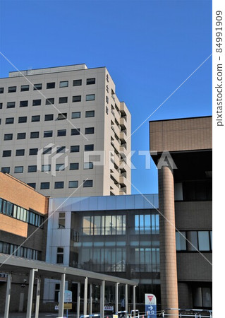 Hokkaido University Hospital (Sapporo, Hokkaido) 84991909