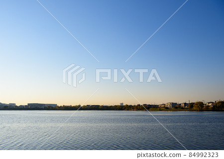 埼玉的絕景，黃昏時的大型相模調節池 84992323