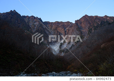 Tanigawadake Ichino Kurasawa at dawn, superb view 84992473