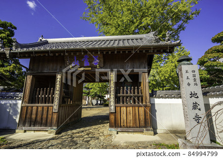 Shikoku 88th place No. 5 Jizoji Temple Sanmon Itano Town, Tokushima Prefecture Shikoku 88th place No. 5 Jizoji Temple Sanmon Itano Town, Tokushima Prefecture 84994799