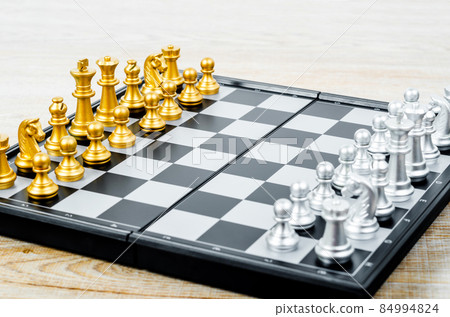 Gold chess pieces Gold chess pieces 84994824