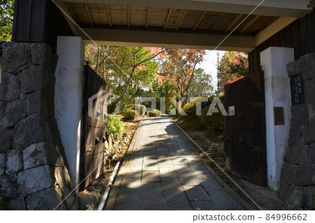 Autumn Kitsuki Castle Town Samurai Residence 84996662