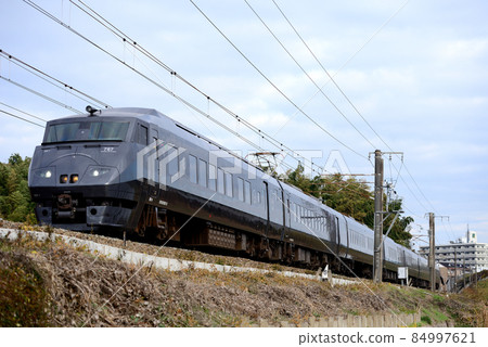 787 series limited express Kamome 7 cars going on the Kagoshima main line 84997621