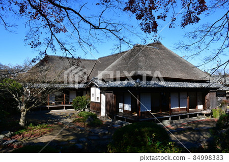 秋天的杵築城下町武士宅邸 秋天的杵築城下町武士宅邸 84998383