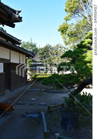 秋天的杵築城下町武士宅邸 秋天的杵築城下町武士宅邸 84998487