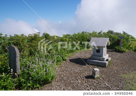 Mt. Heko, Ikeda-cho, Imadate-gun, Fukui Prefecture 84998846