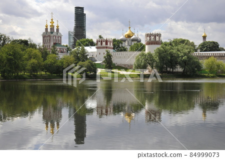 Russia, Moscow, Novodevichy Convent, Tchaikovsky's swan lake concept Russia, Moscow, Novodevichy Convent, Tchaikovsky's swan lake concept 84999073