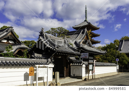 Shido Entsuji Sanmon, Sanuki City, Kagawa Prefecture 84999581