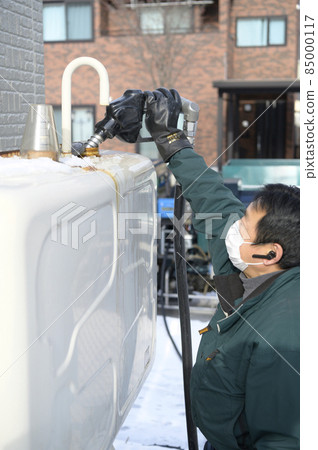 Delivery of kerosene Delivery of kerosene 85000117