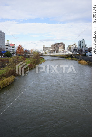 從袋方橋看到的景色:海雲橋 從袋方橋看到的景色:海雲橋 85001348