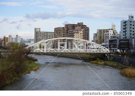 從袋方橋看到的景色：海雲橋 85001349