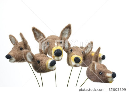 Deer head made of needle felt Deer head made of needle felt 85003899