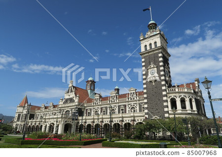 Dunedin with Scottish culture Dunedin with Scottish culture 85007968