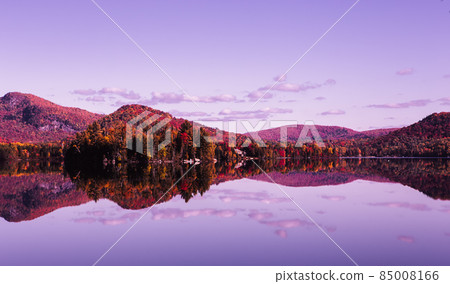 Lac-Superieur, Mont-tremblant, Quebec, Canada 85008166