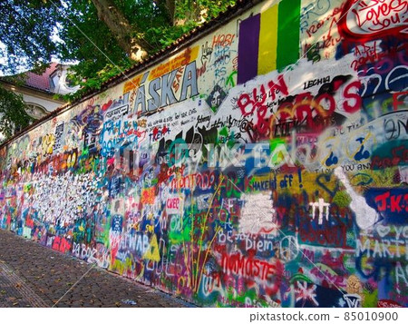 布拉格的列儂牆 85010900