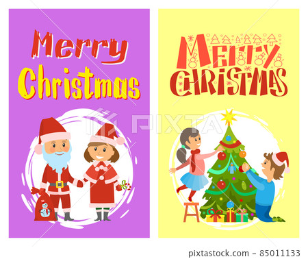 Santa Claus and Helper in Traditional Costumes 85011133