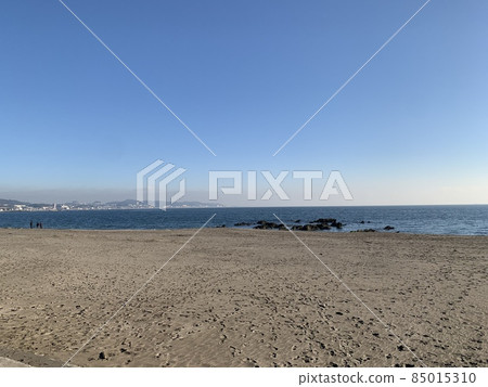早上寧靜的海灘 早上寧靜的海灘 85015310