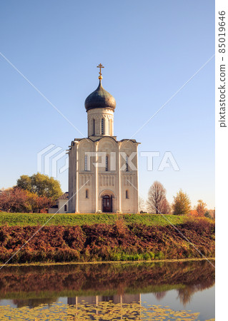 Church of the Intercession on the Nerl. 85019646