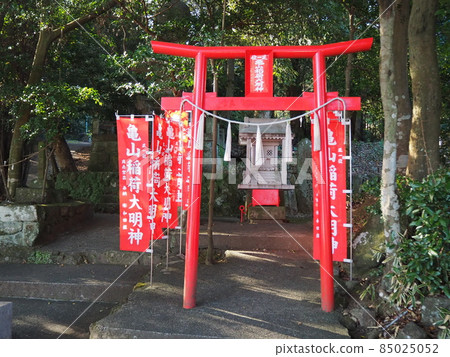 參拜神社的圖片 85025052