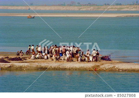 火葬風光恒河-1997年2月（巴特那/印度） 85027808