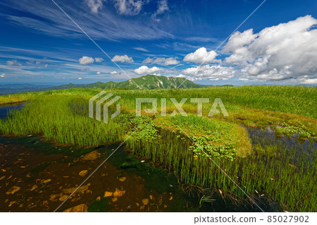 View of Mt. Itoh and Mt. Itoh near Mt. Asahi and Mt. View of Mt. Itoh and Mt. Itoh near Mt. Asahi and Mt. 85027902