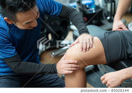 Trainer to coordinate athletes in the gym and rehab Trainer to coordinate athletes in the gym and rehab 85028144