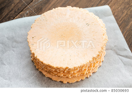 Shrimp cracker 85030693