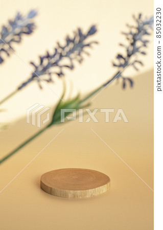 Podium and background for beauty product photography 85032230