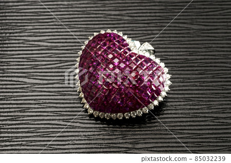 Ruby diamond pendant top! Ruby diamond pendant top! 85032239