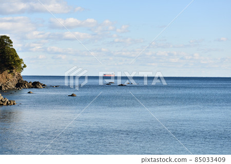 冬季平靜的海面/太平洋沿岸 85033409