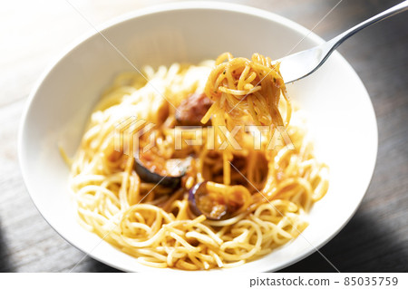 茄子肉醬意大利面(重點是叉子) 茄子肉醬意大利面(重點是叉子) 85035759