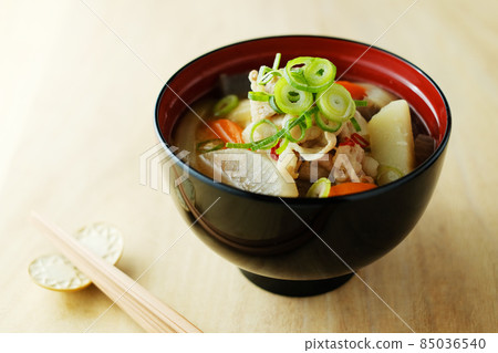 A lot of pork soup A lot of pork soup 85036540