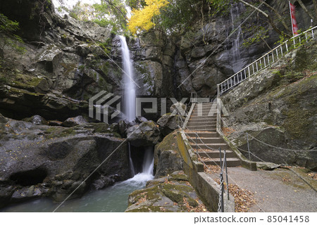Ayu's Falls (Sumoto City, Hyogo Prefecture) Ayu's Falls (Sumoto City, Hyogo Prefecture) 85041458