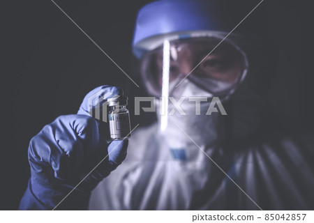 Men in protective clothing 85042857