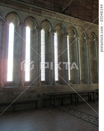 Mont-Saint-Michel 85046144