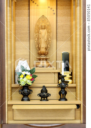 Buddhist altars and Buddhist statues of Amitabha 1 Buddhist altars and Buddhist statues of Amitabha 1 85050141