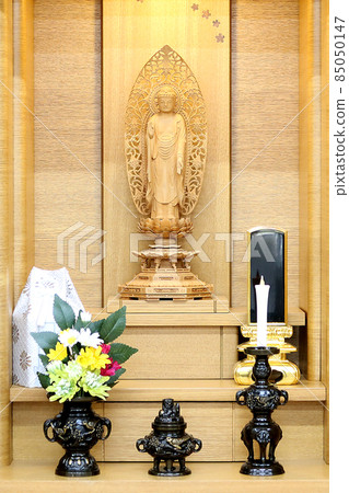 Buddhist altars and Buddhist statues of Amitabha 3 85050147