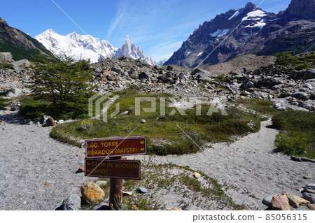 Trail to Patagonia Serotore Trail to Patagonia Serotore 85056315