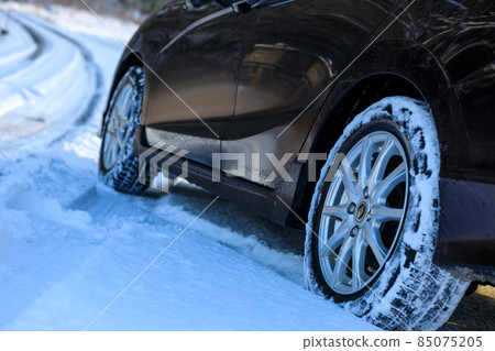 Image of winter snow road studless tires 85075205