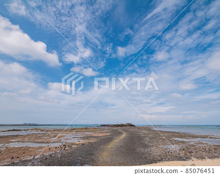 Sunny view of the Kueibishan and Chi Yu Island Sunny view of the Kueibishan and Chi Yu Island 85076451