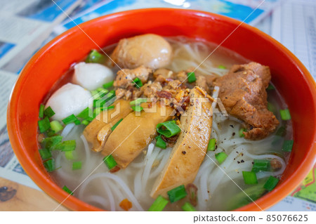 Close up shot of rice noodle with Bean Curd Close up shot of rice noodle with Bean Curd 85076625