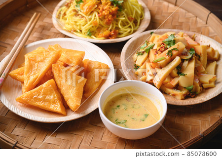 Deep fried Burmese tofu, Burmese tofu salad and noodles, Tai Yai food in Northern of Thailand Deep fried Burmese tofu, Burmese tofu salad and noodles, Tai Yai food in Northern of Thailand 85078600