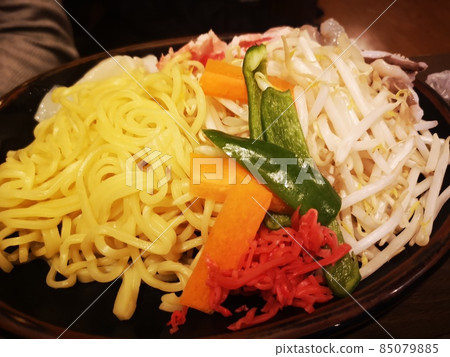 Ingredients for yakisoba at an okonomiyaki restaurant 85079885