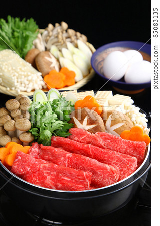 Sukiyaki  85083135