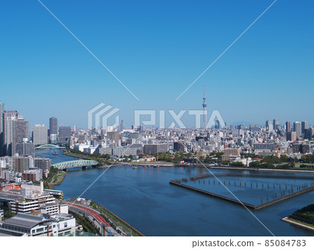 Scenery overlooking the Tokyo Sky Tree / From the Harumi area 85084783