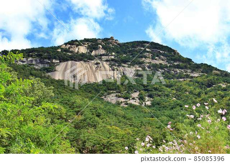 與宇宙綻放的北漢山風景 與宇宙綻放的北漢山風景 85085396