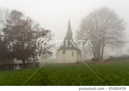 Desert Chapel in Gooik whit fog Desert Chapel in Gooik whit fog 85088439
